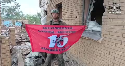 Российские войска возвели флаг в Соколе