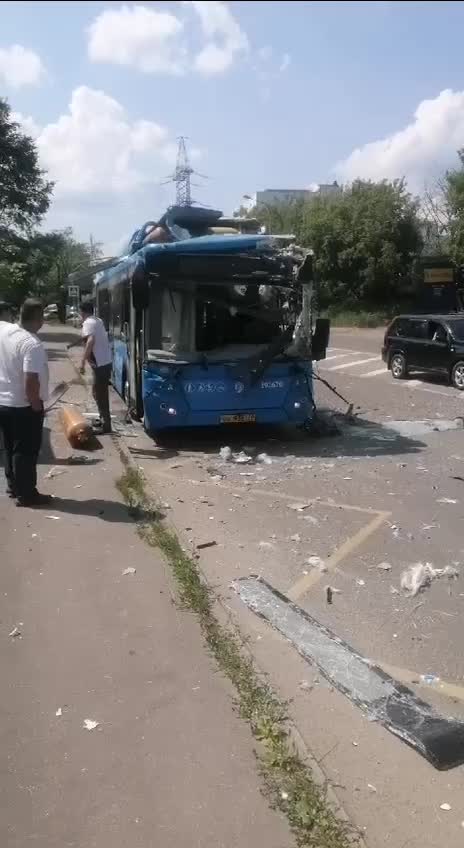 Инцидент с автобусом 672 маршрута в Ижорском проезде