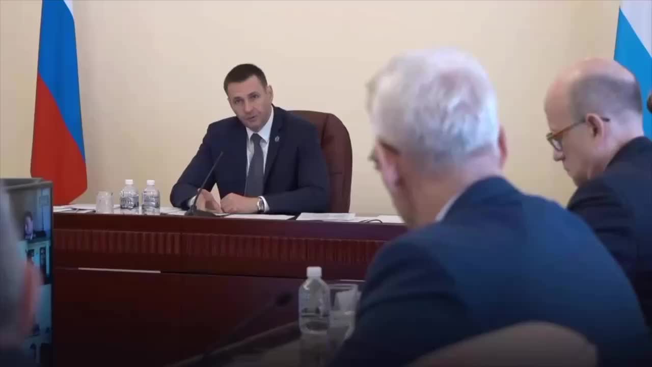 Дмитрий Демешин поручил оперативно начать ремонт на проблемных дорогах в Хабаровском крае