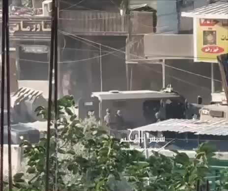 Взрыв военного автомобиля в лагере Нур-Шамс Тулькарм: раненые солдаты и значительный ущерб