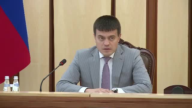 Обсуждение качества дорожного ремонта в Красноярске под руководством губернатора Михаила Котюкова
