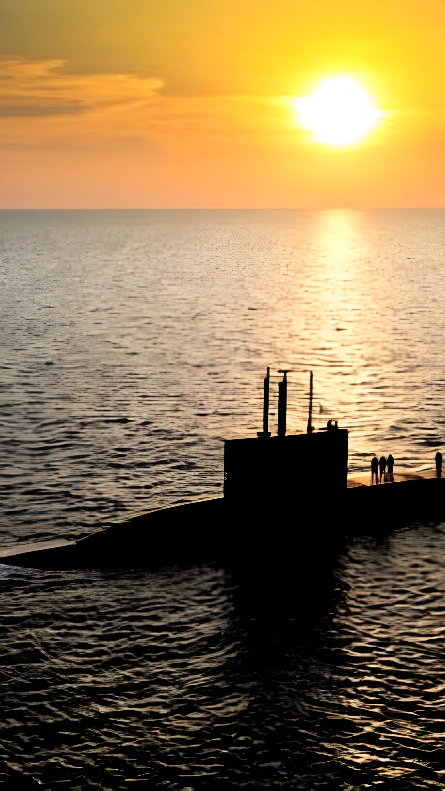 Подлодка «Великие Луки» проекта 677 продолжает заводские ходовые испытания в Балтийском море