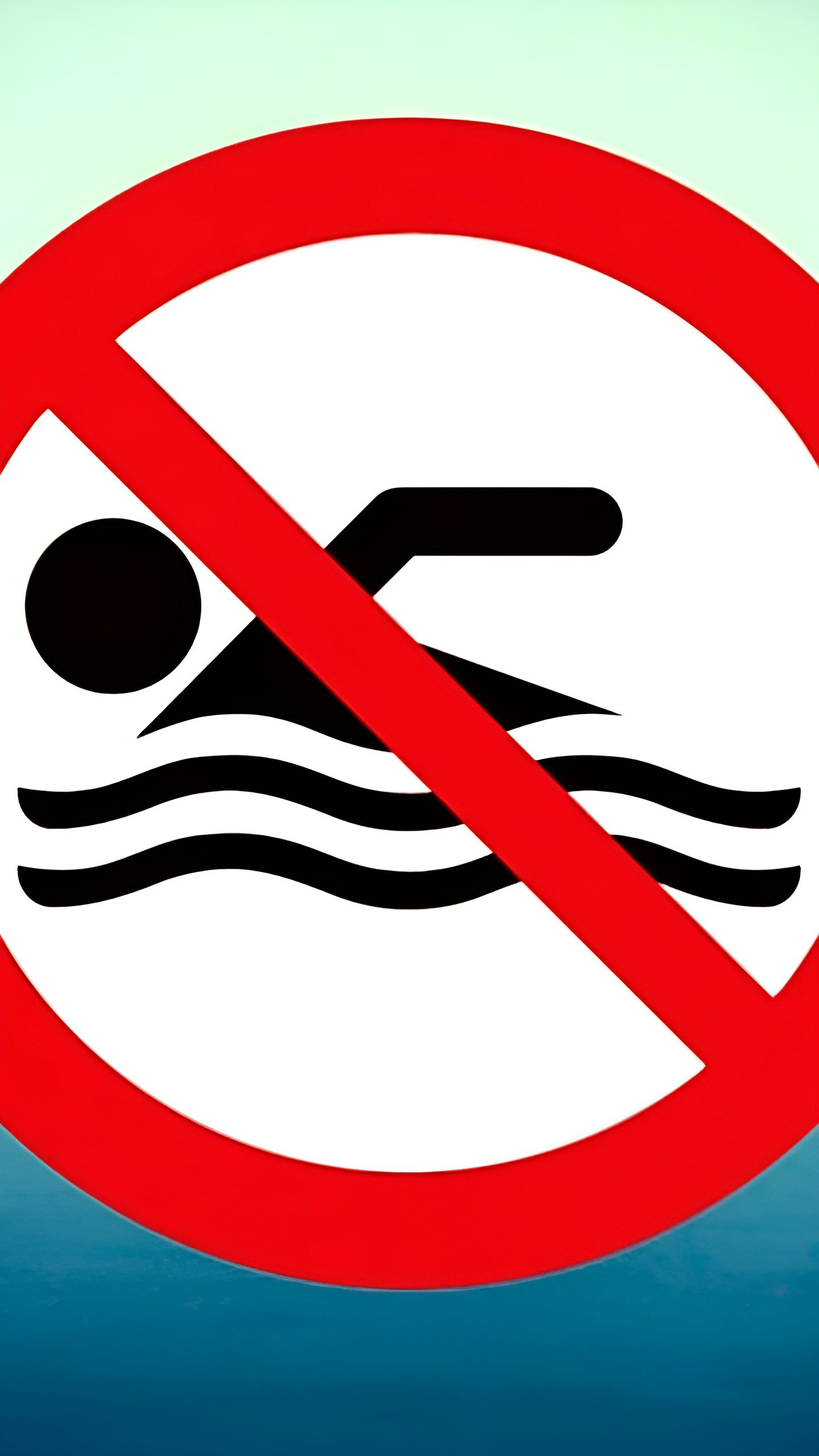 МЧС России рекомендует соблюдать правила безопасности на водоемах