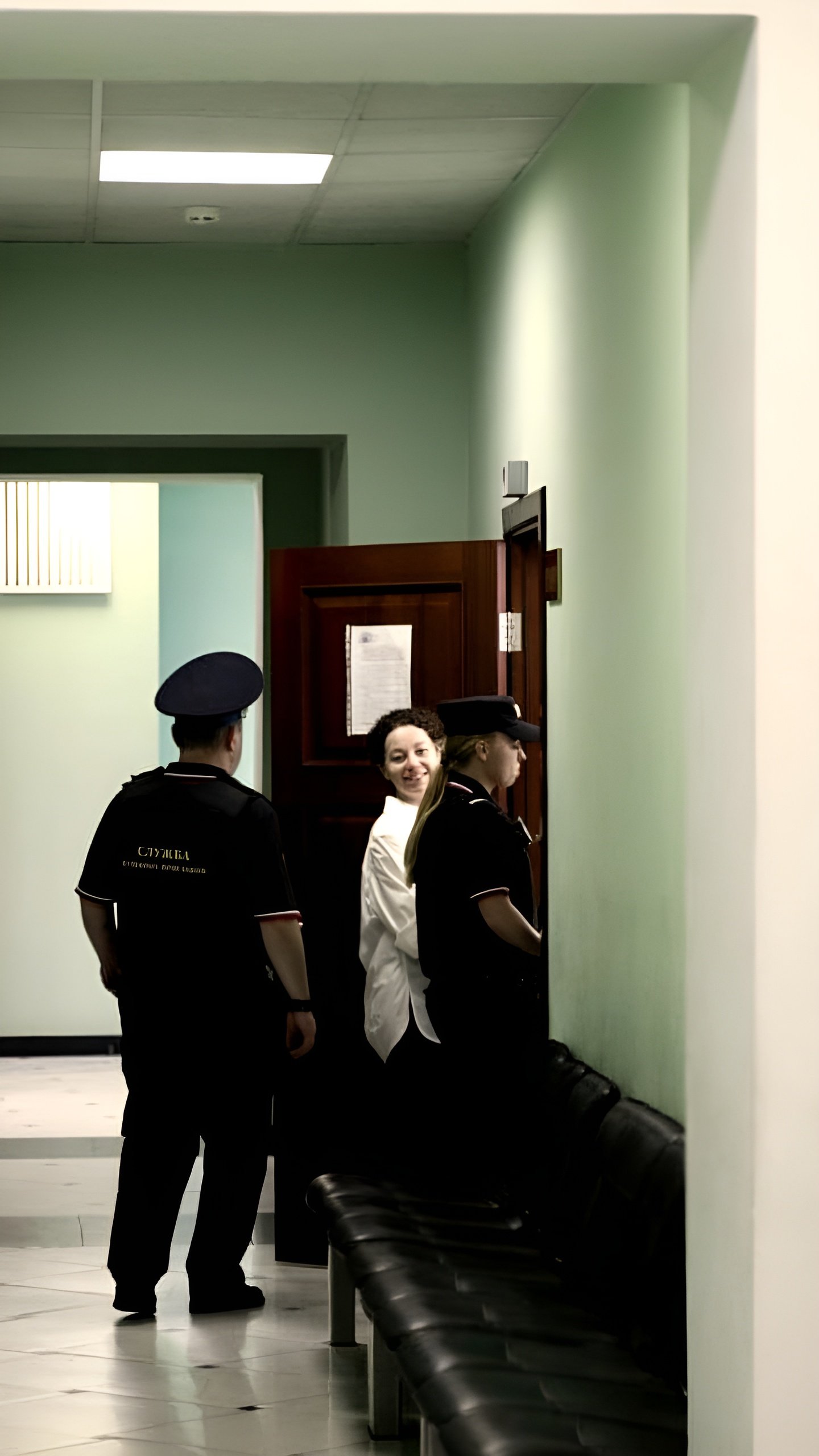 Рассмотрение дела о терроризме в пьесе «Финист Ясный Сокол» продолжается в закрытом режиме в Московском военном суде