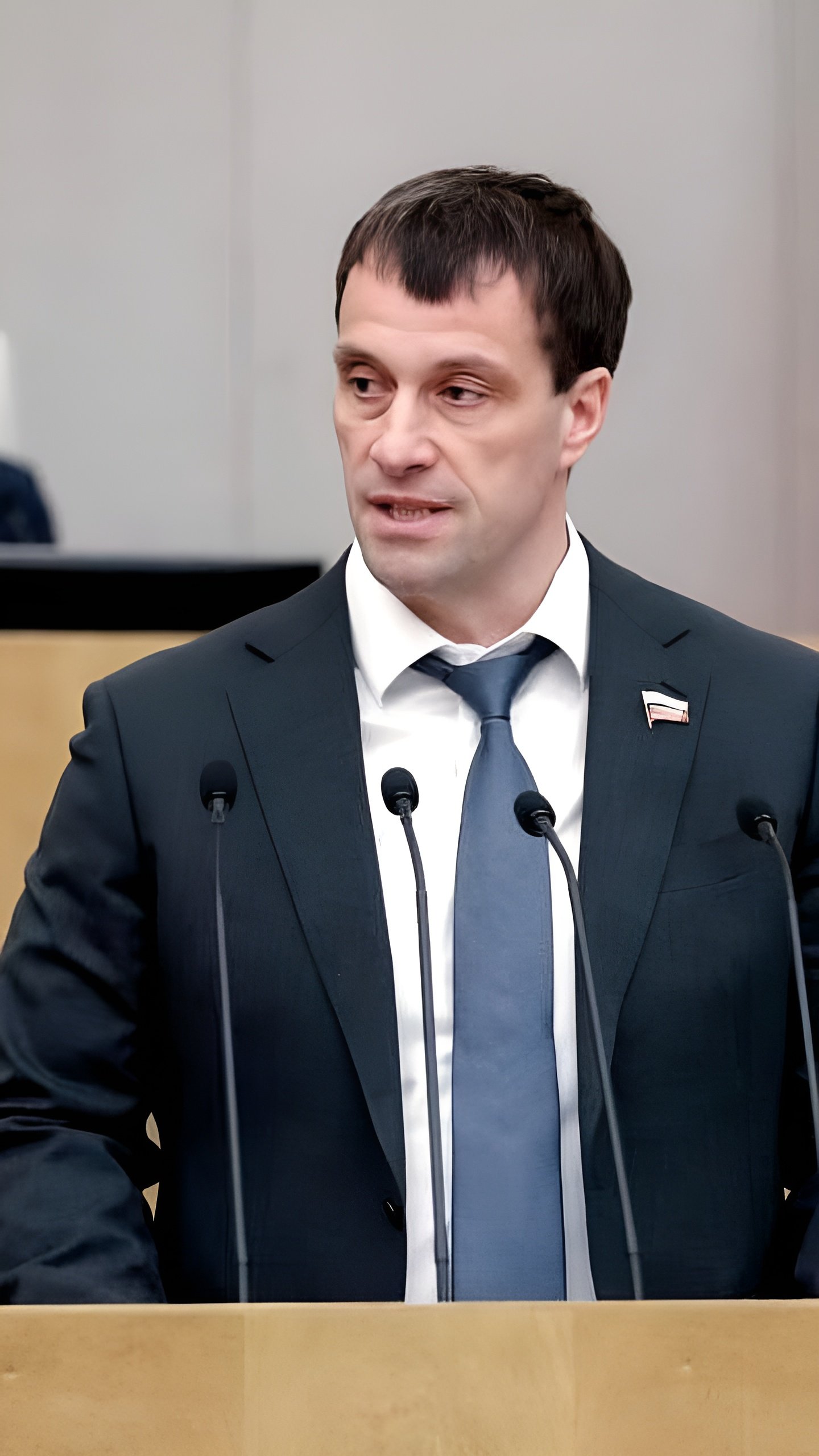 Сенатор Эдуард Исаков объявил об отставке из Совета Федерации